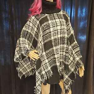 Plaid pullover poncho. One size